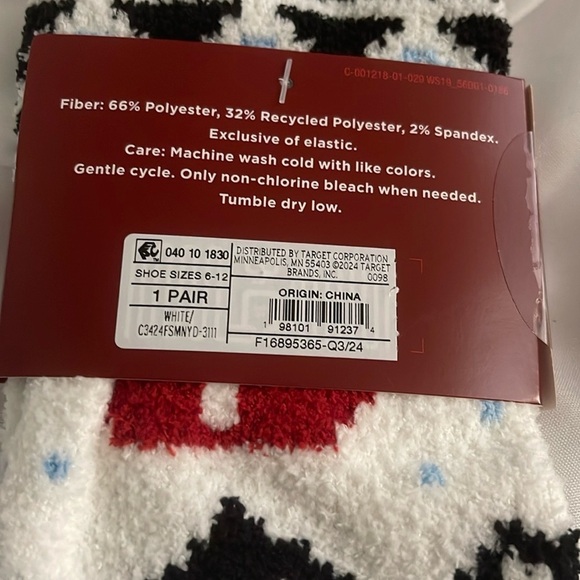 Wondershop Red and White Casual Socks Cozy Nordic Style - Picture 5 of 8